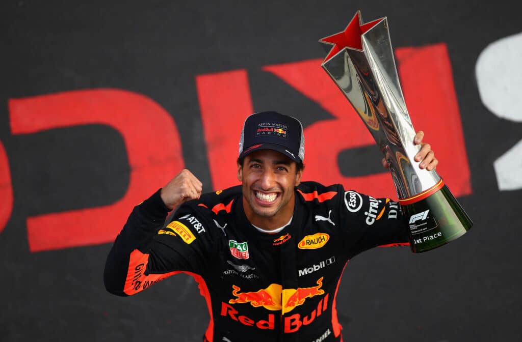 - Daniel Ricciardo geri mi dönüyor? Eski F1 Dünya Şampiyonu 'Kazanacak nesi var?'